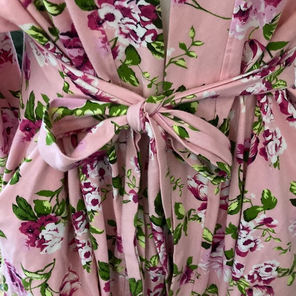 Floral Pink Robe - Picture 3 of 6
